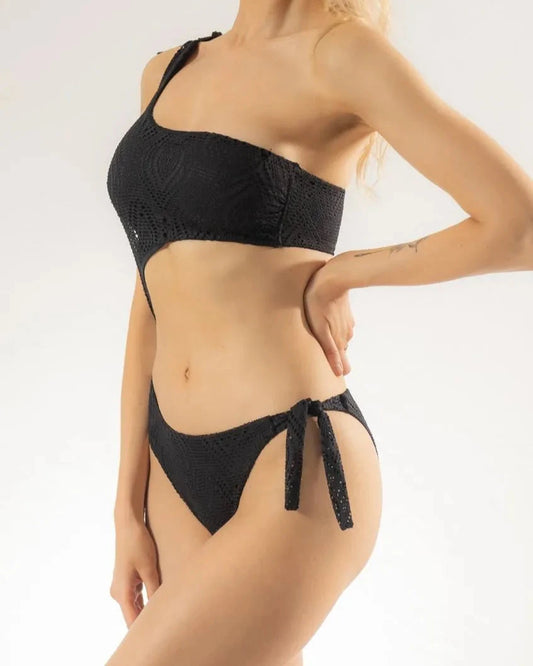 Foxiga Sun-Sational Cutout One-Piece Beachwear – Black Honeycomb
